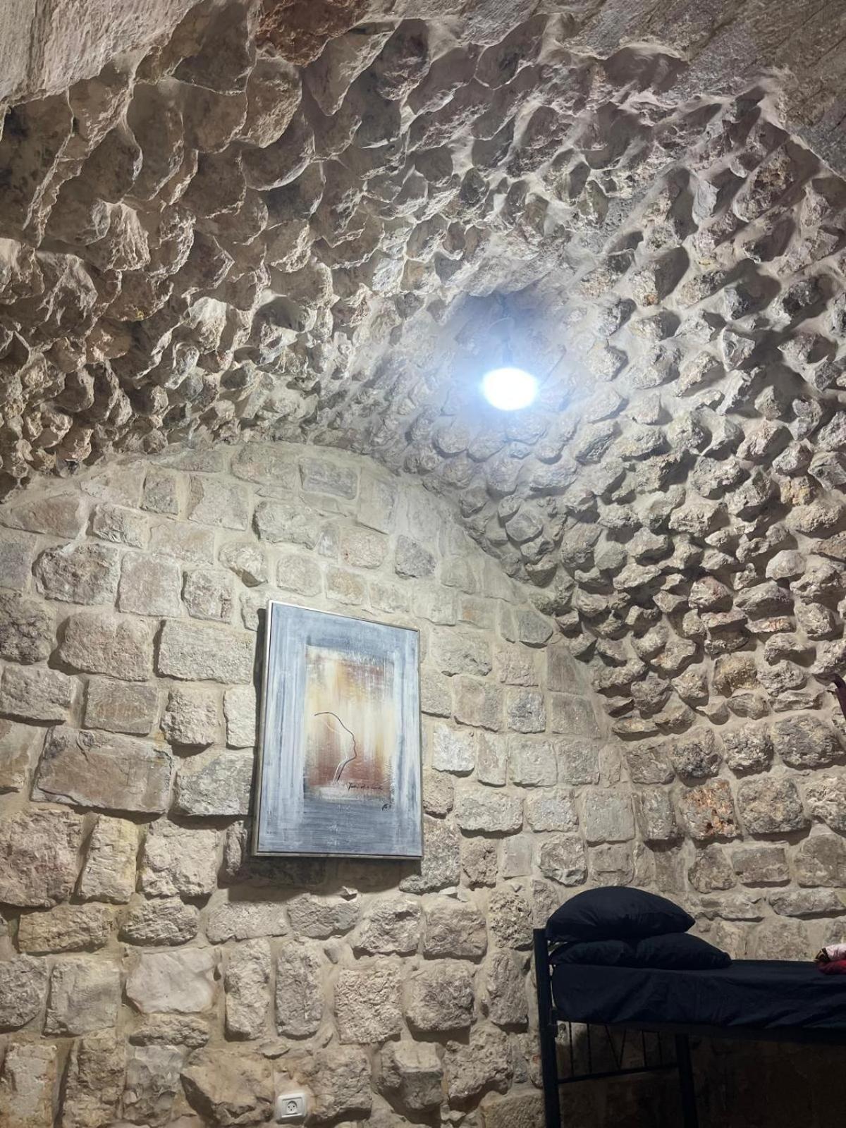 Bab El-Silsileh Hostel Йерусалим Екстериор снимка