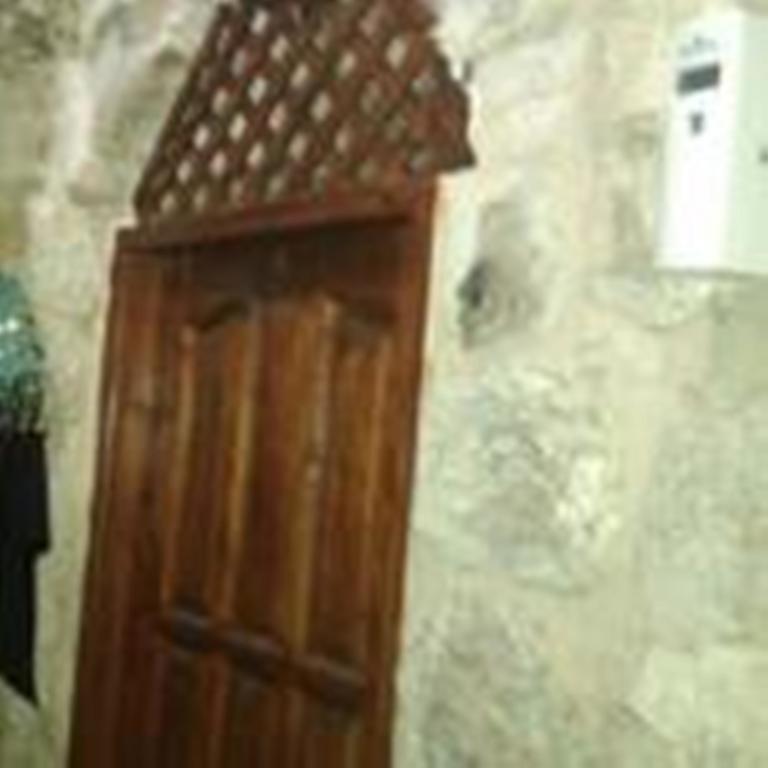 Bab El-Silsileh Hostel Йерусалим Екстериор снимка
